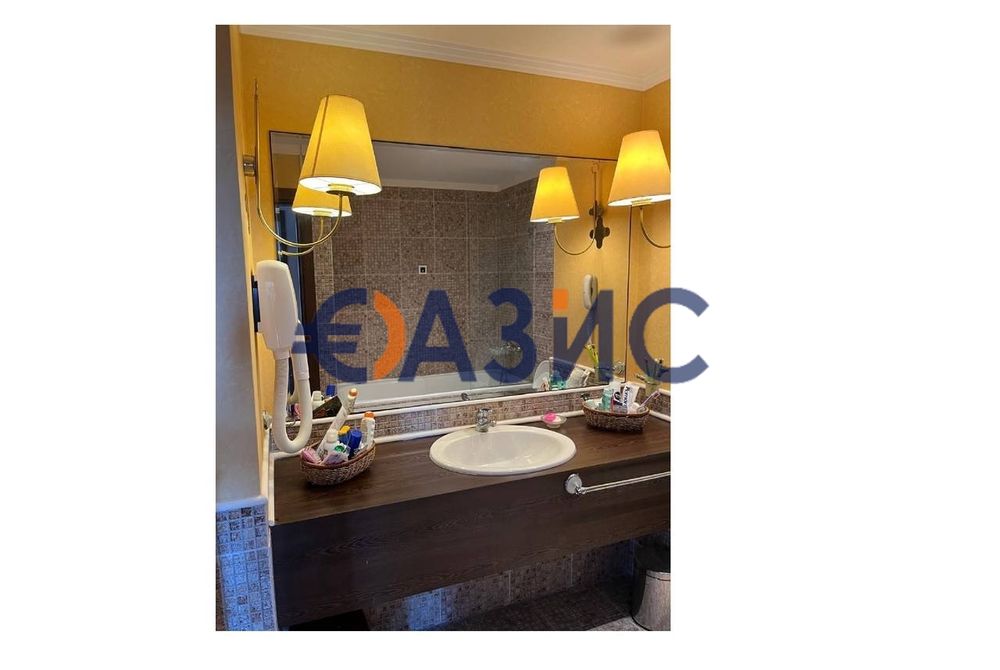 Продава се Двустаен апартамент в к.к. Слънчев бряг - 70 кв.м за 1186 €/кв.м - Снимка #11