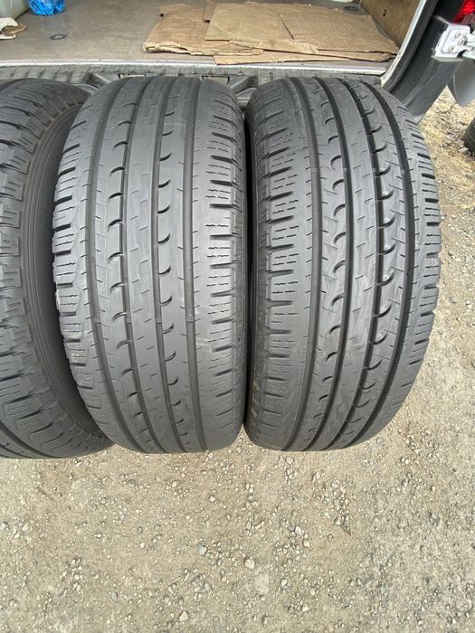 255/70/18/Good/year eficient grip