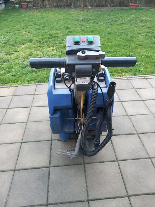 Подопочистваща машина