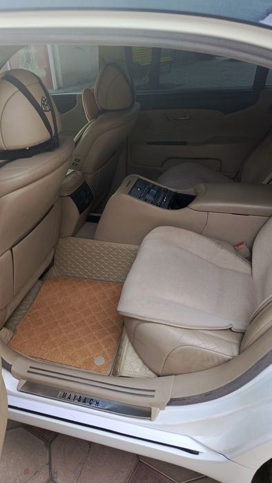 38000 Maybach 223