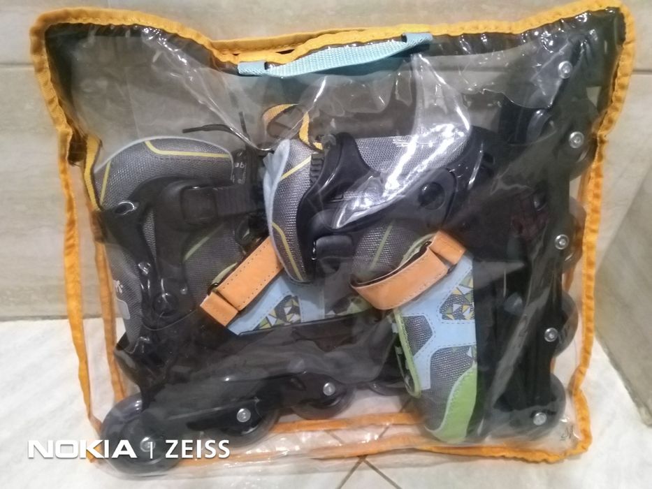 Ролери със светещи колела