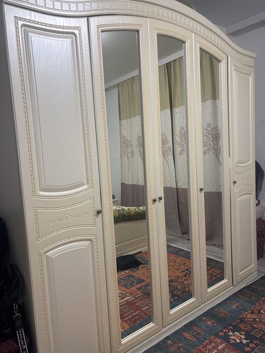 продам спальный гарнитур