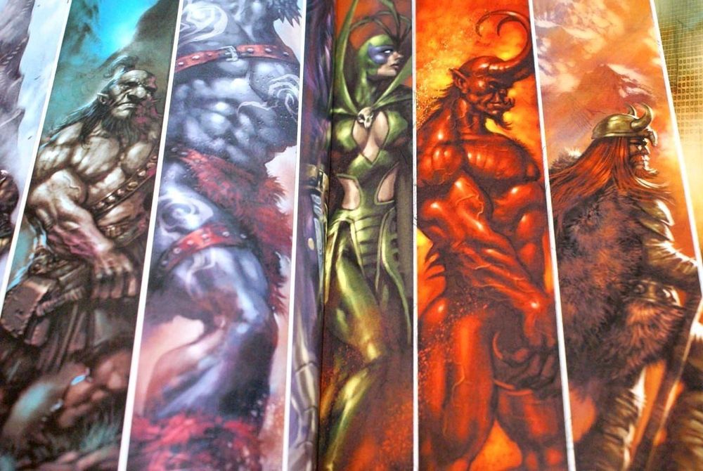 Продаются комиксы про Мстителей. Marvel.