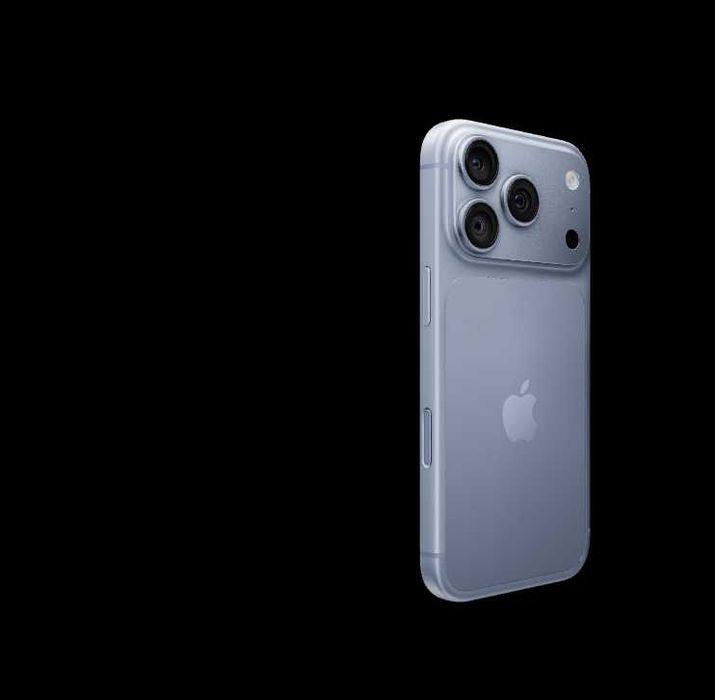 Продавам чисто нов, неразпечатан iPhone 18 Pro Max 512GB в цвят Glacier + подарък powerbank ttec