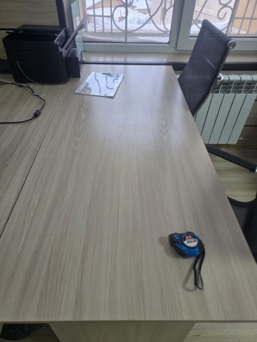 Продам стол доя офиса