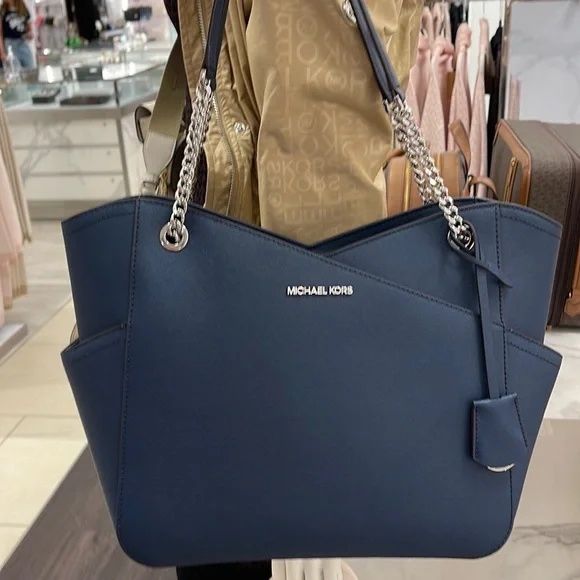 Оригинална голяма чанта Michael Kors от ест.кожа