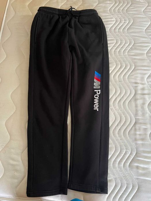 Комплект долнище и суитшърт на BMW
