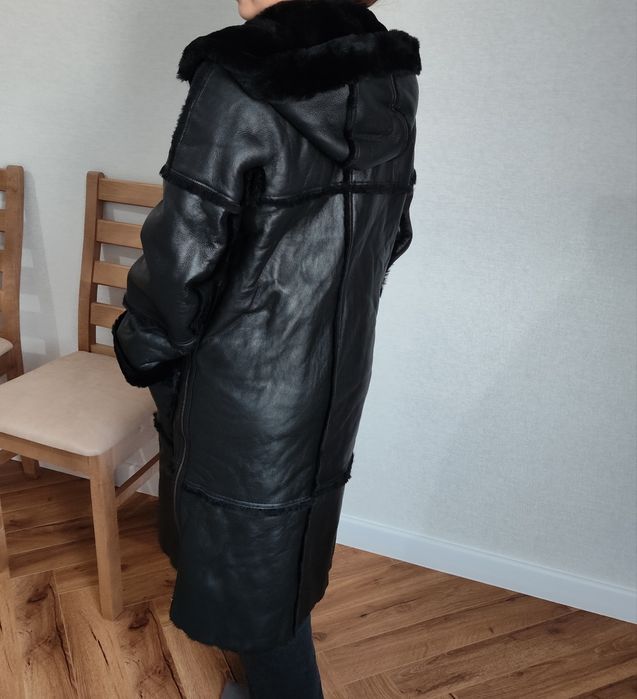 Продам натуральную дубленку