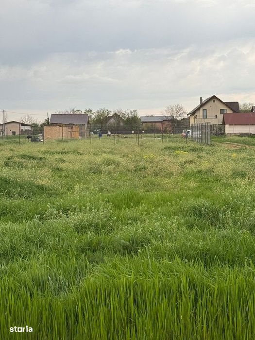 Teren intravilan de vanzare