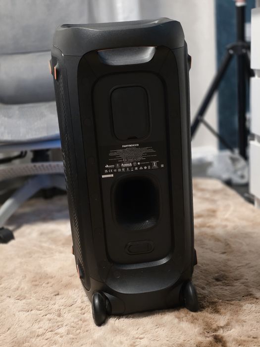 JBL Partybox 310 // 240 W // Bluetooth, USB // IPX4 // Pro Sound // Sound effects // Karaoke // Negru // Preț fix // Nu trimit în țară !!!