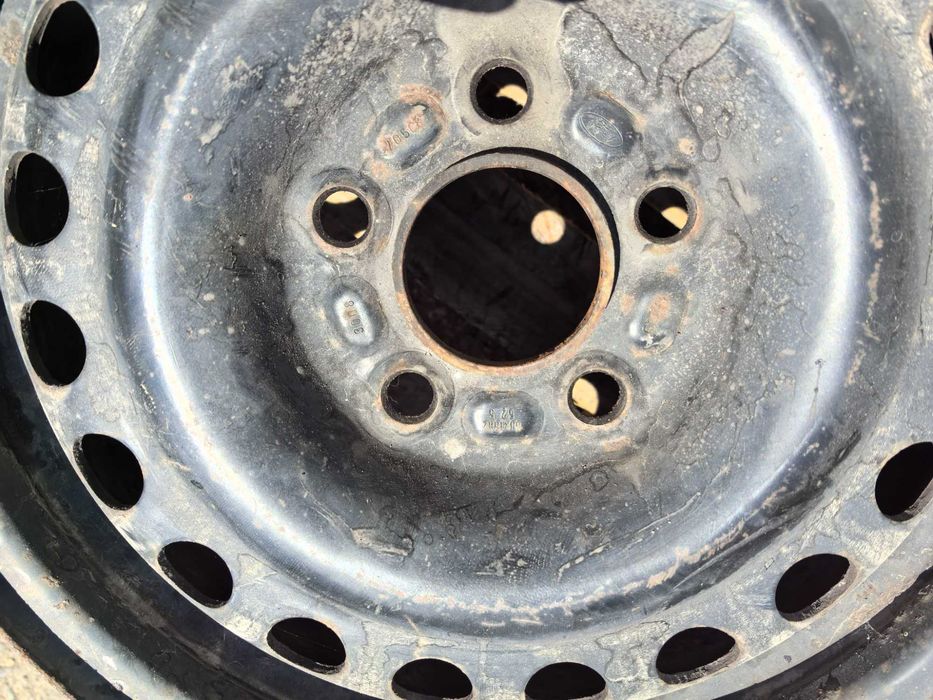 15 цола 5 х 108 мм Форд Транзит Кънект