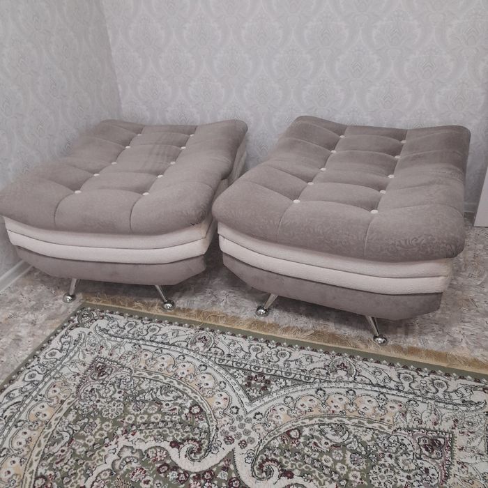 Мягкая мебель диван два кресла