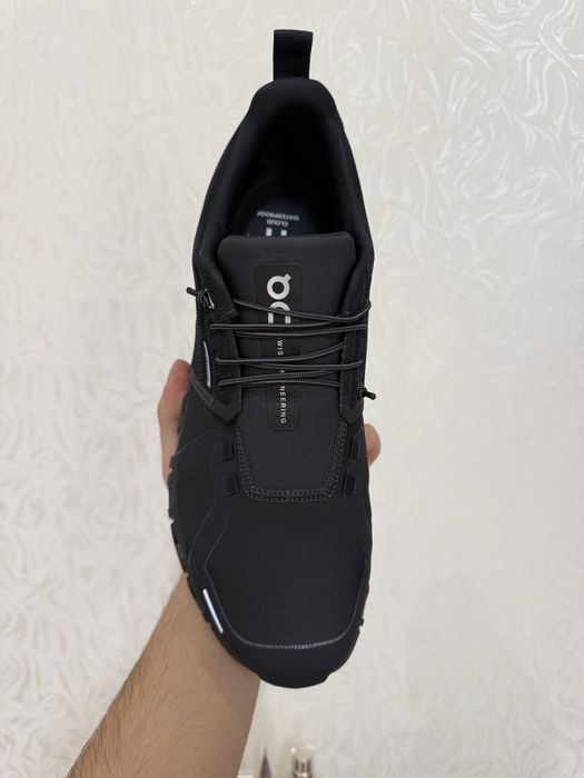 ON CLOUD 6 waterproof