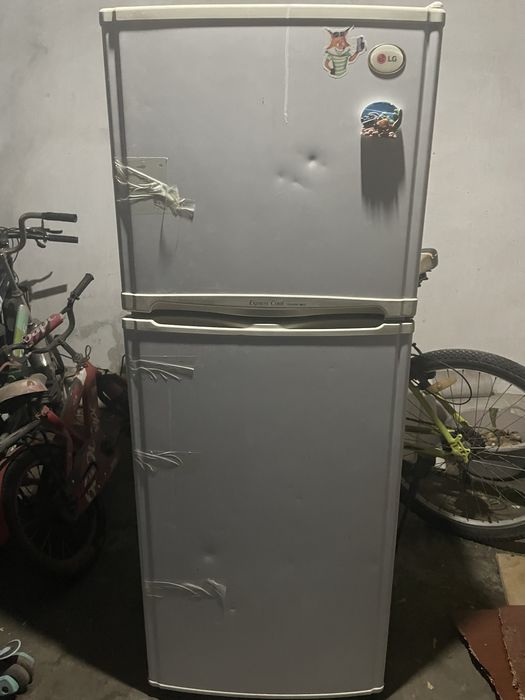 продам холодильник