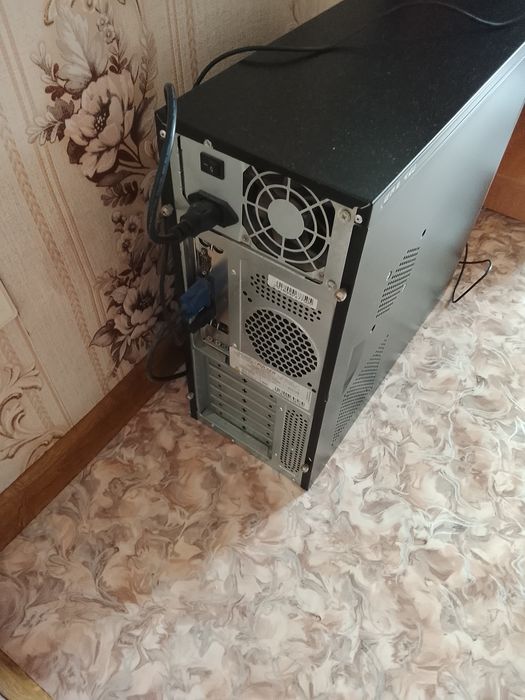 Продам компьютер б/у в хорошем состояние