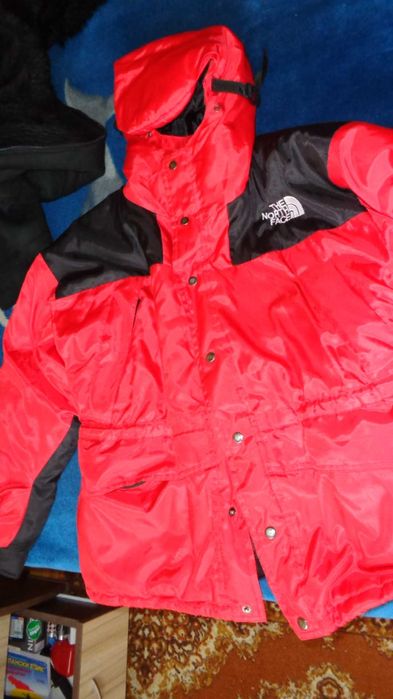 Яке  дамско  запазено