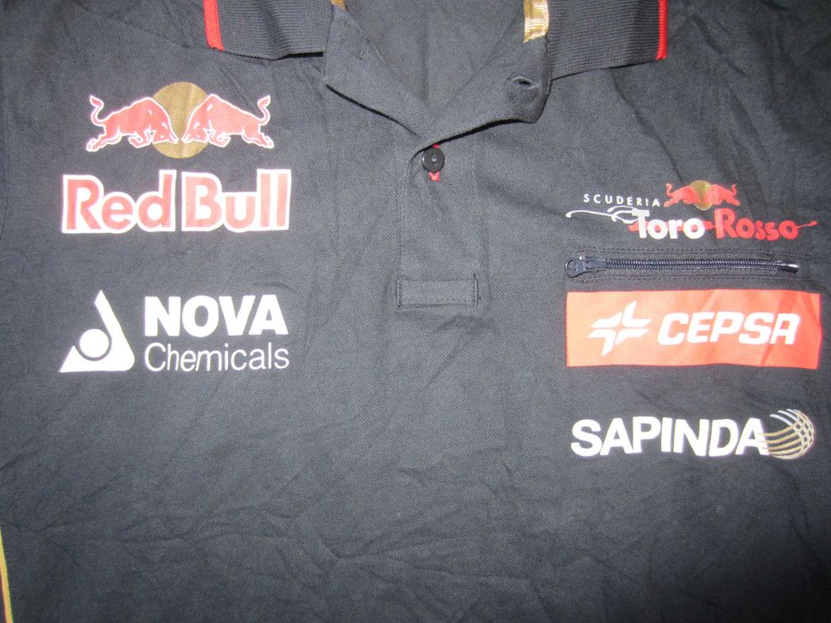 Tricou Red Bull Toro Rosso,masura XL, polo 2 nasturi, 95%Bumbac,ca nou