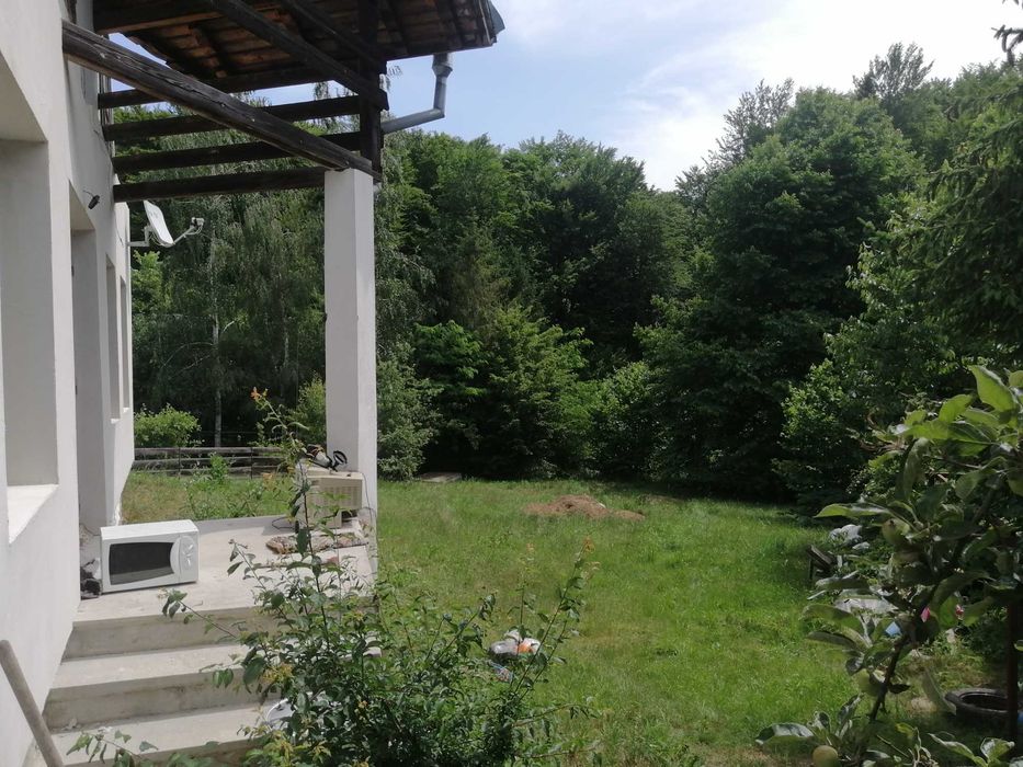 Vand casa - loc. Varfu dealului jud. Suceava