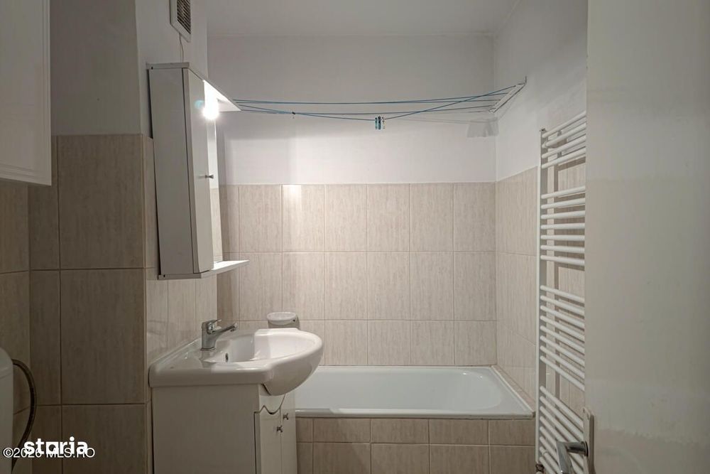 Mircea Cel Batran - 3 Camere, Decomandat, 2 Bai, Centrala