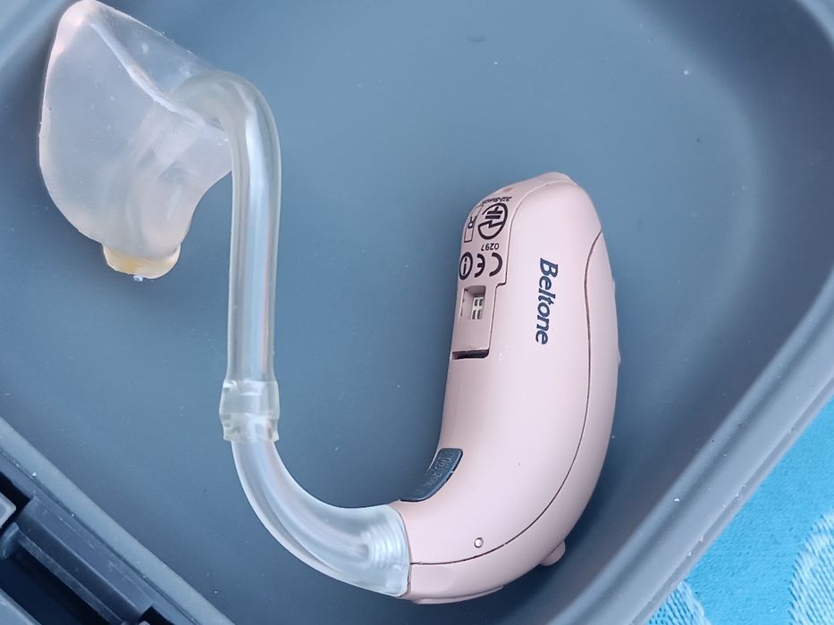 Vând aparat auditiv Beltone!