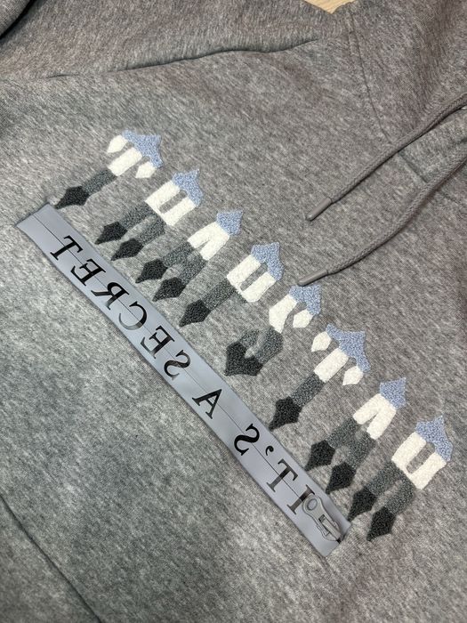 Trapstar екип чисто нов