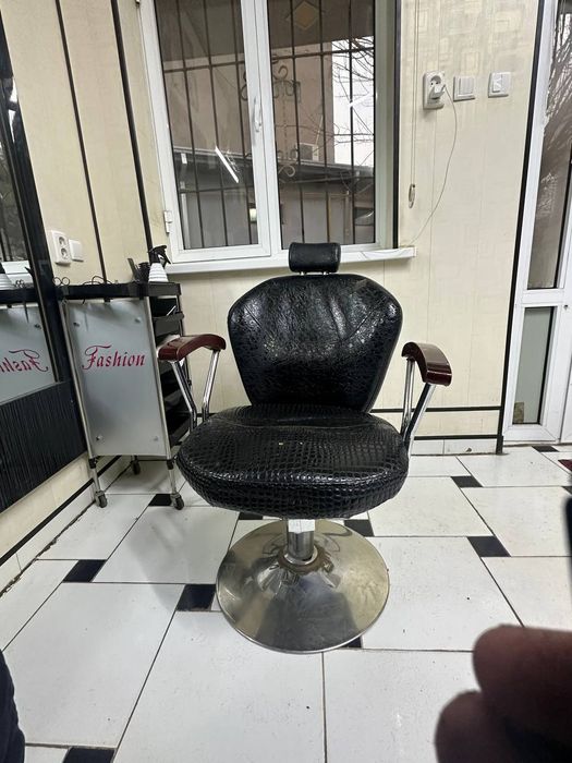 Kreslo sartarosh xona uchun