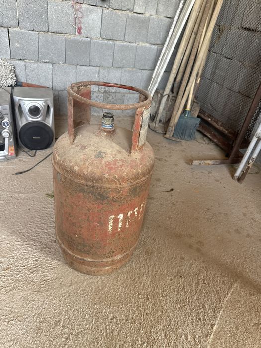 Маленькие газовые баллон