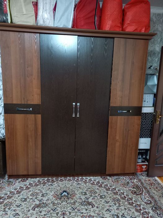 Спальный гарнитур