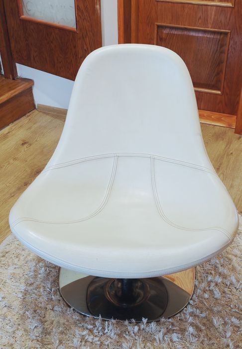 Fotoliu rotativ IKEA Tirup piele alba