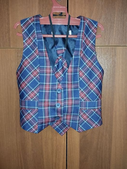 Школьный костюм 3 в 1 для девочки 6-7 лет