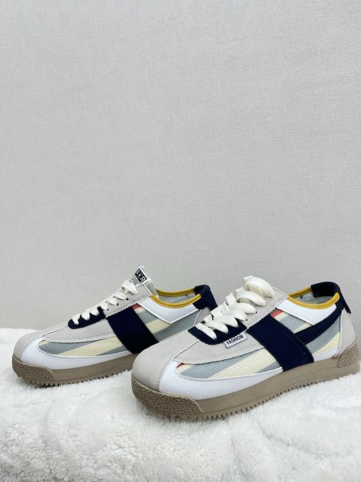 Ботинка новая продается