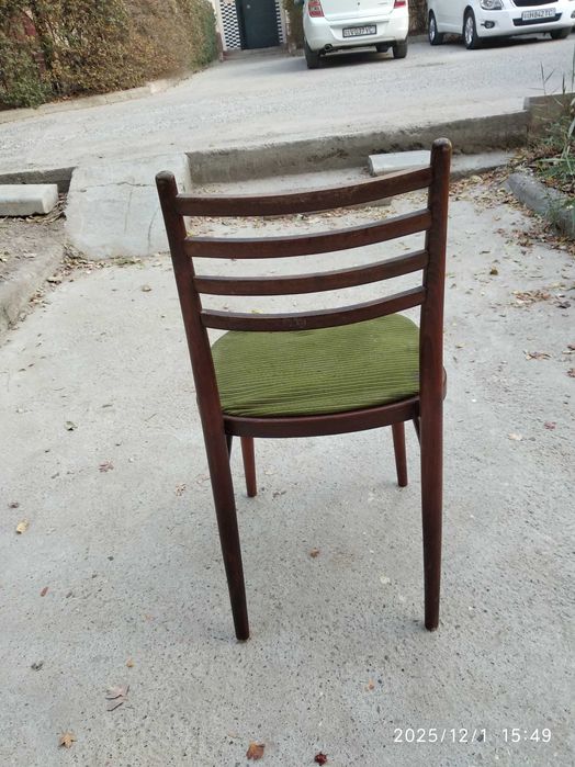 Стул деревянный из СССР