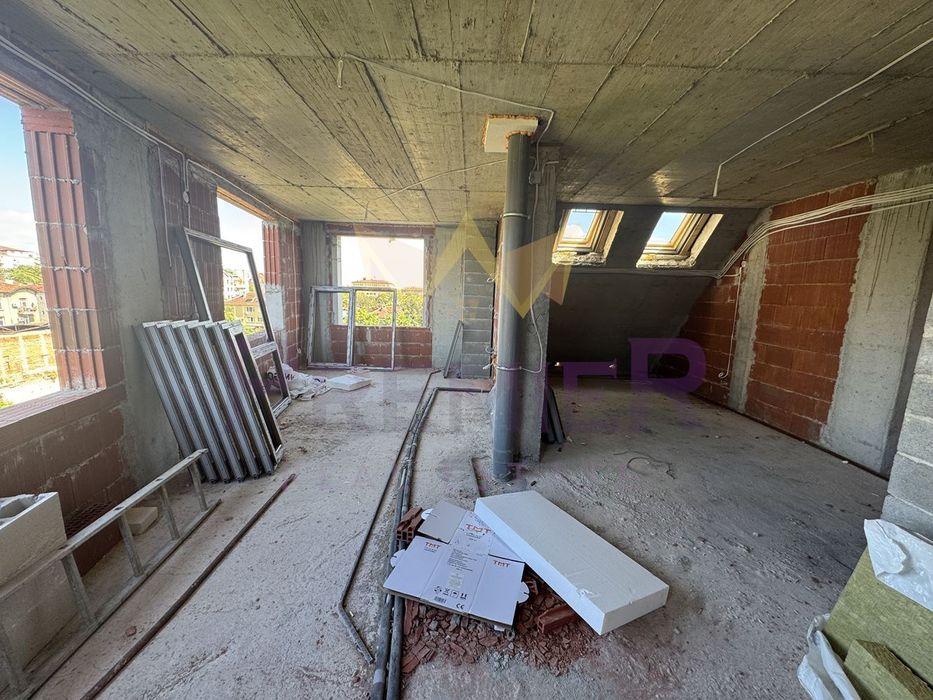 Продава се Тристаен апартамент в София, Банишора - 135 кв.м за 2500 €/кв.м - Снимка #2