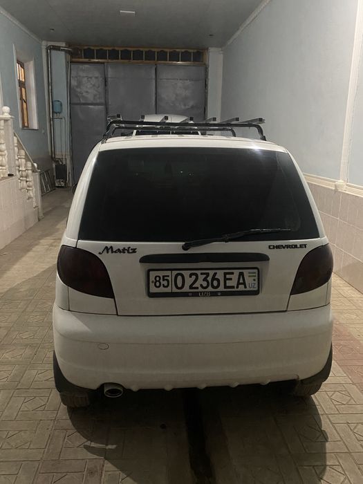 Mashina matiz sotiladi