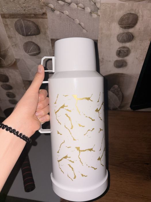 Термос очень хороший очень хорший