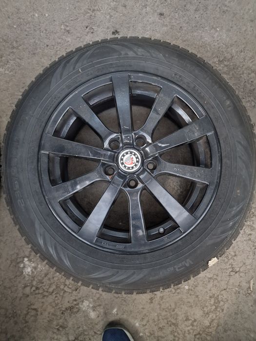5x120 17 цола джанти Platin BMW X3 със зимни гуми 235/55R17