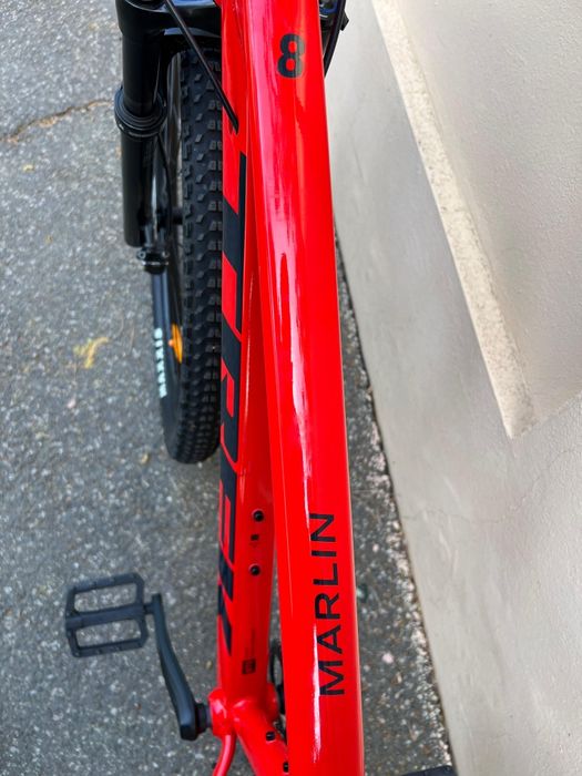Bicicleta MTB TREK MARLIN 8 Aluminiu M 29" furca pe Aer RockShox JUDY Frane hidraulice