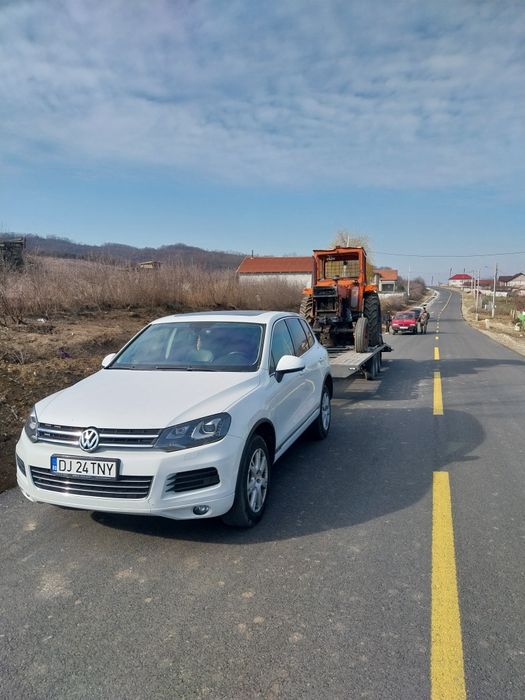 Inchiriez platforme 200