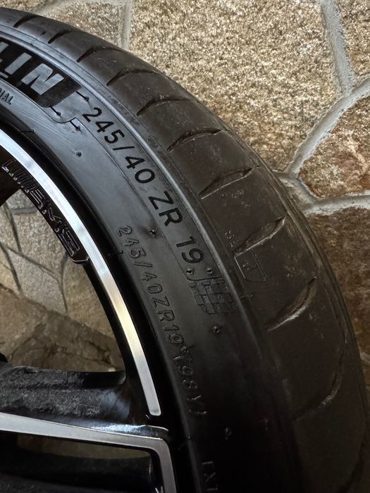 Гуми Michelin pilot sport 4s 245/40r19