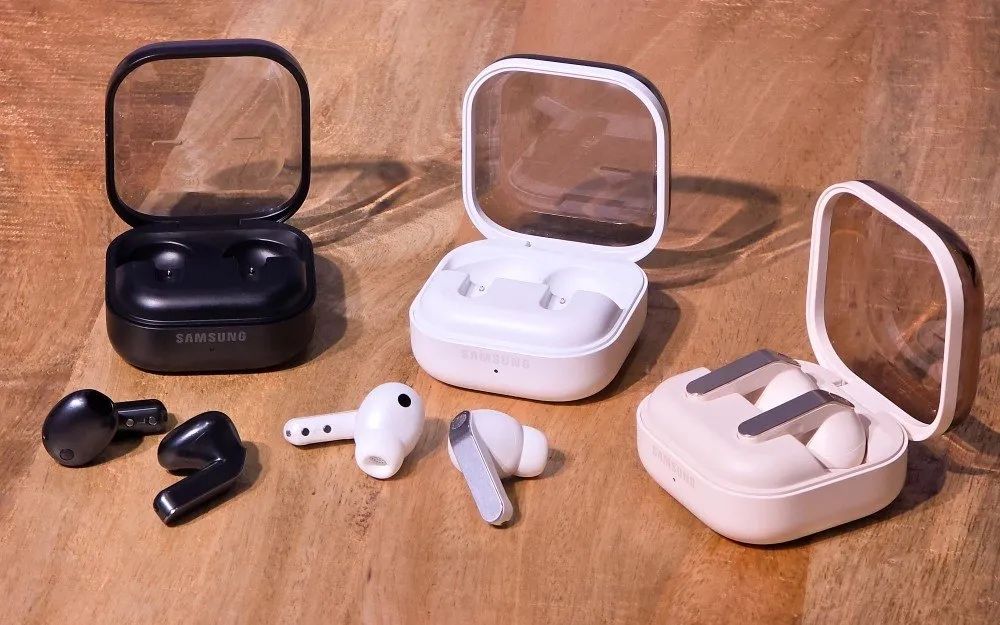 Samsung Buds 4 (оптом)