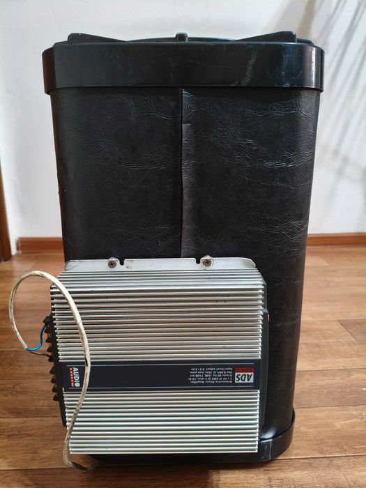 Продам два сабвуфера