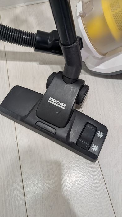 Продаю пылесос Kärcher VC 3 Premium