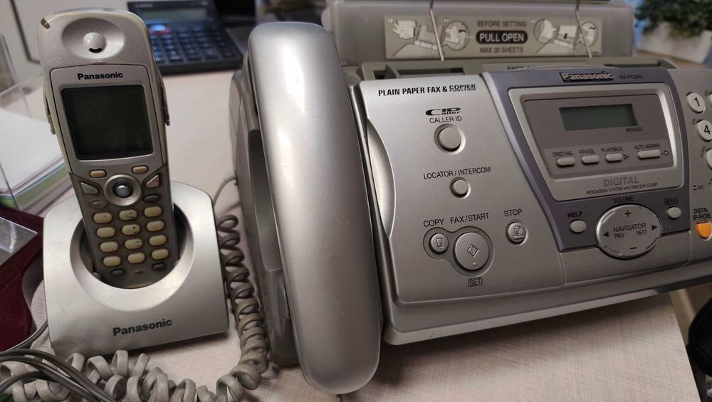 Продавам факс апарат Panasonic