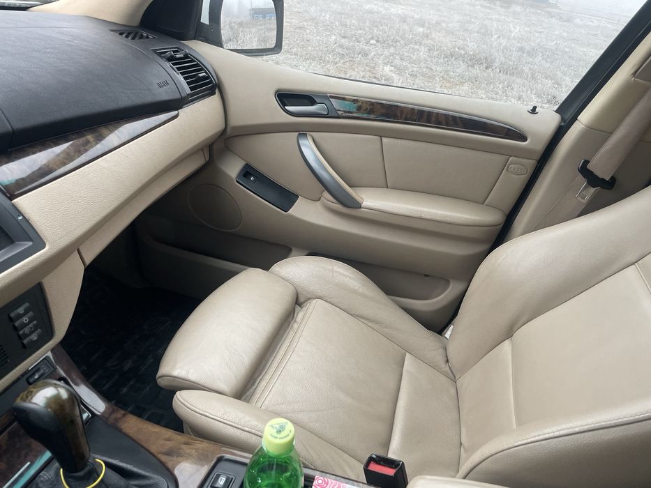 Продам БМВ Х5 е 53