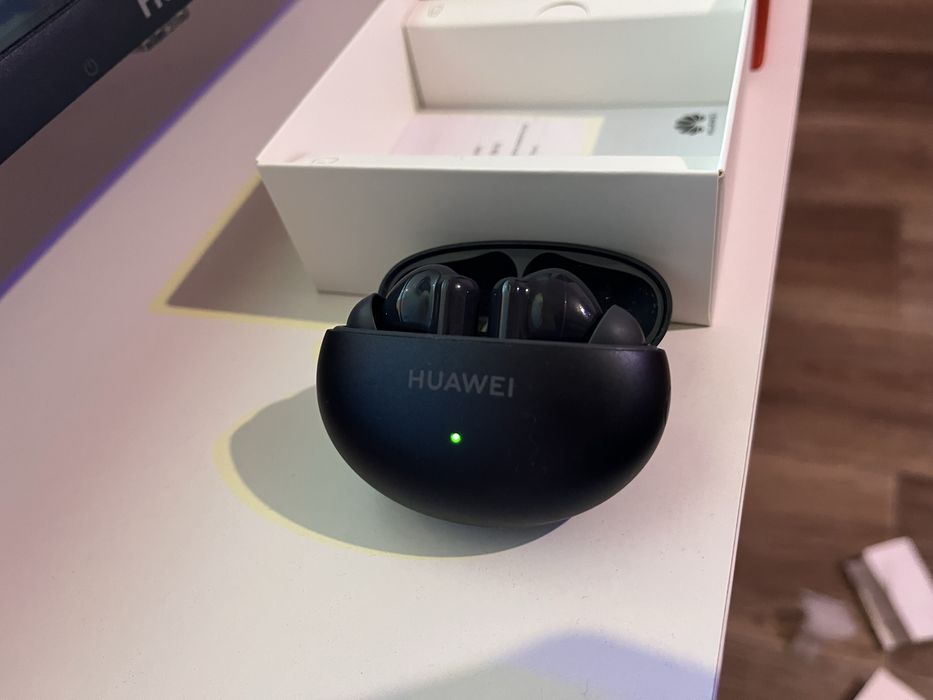 Продам наушники Huawei frebuds 6i