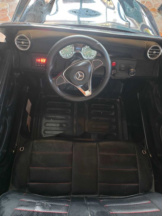 Акумулаторна детска кола Mercedes