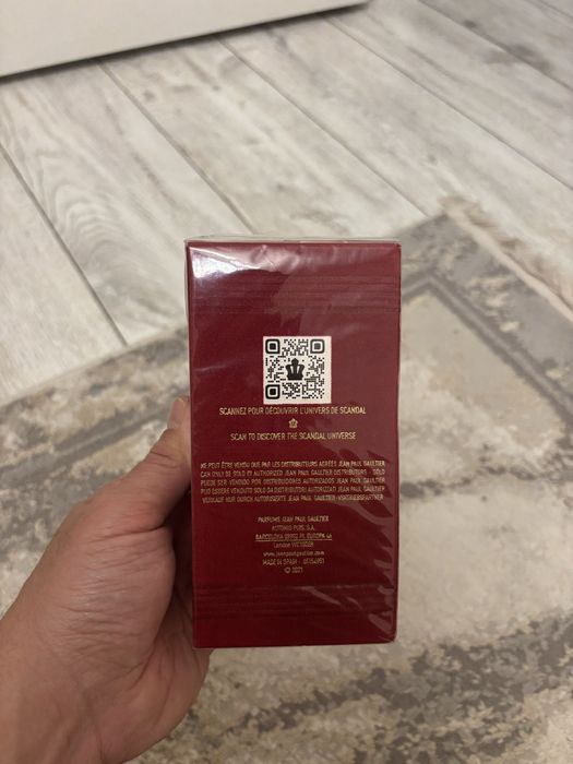 Мужской парфюм Скандал.