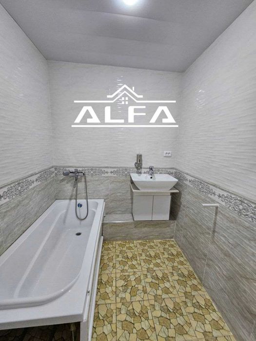 Kvartira uy xonadon sotiladi 4 xonali qilingan 195m²