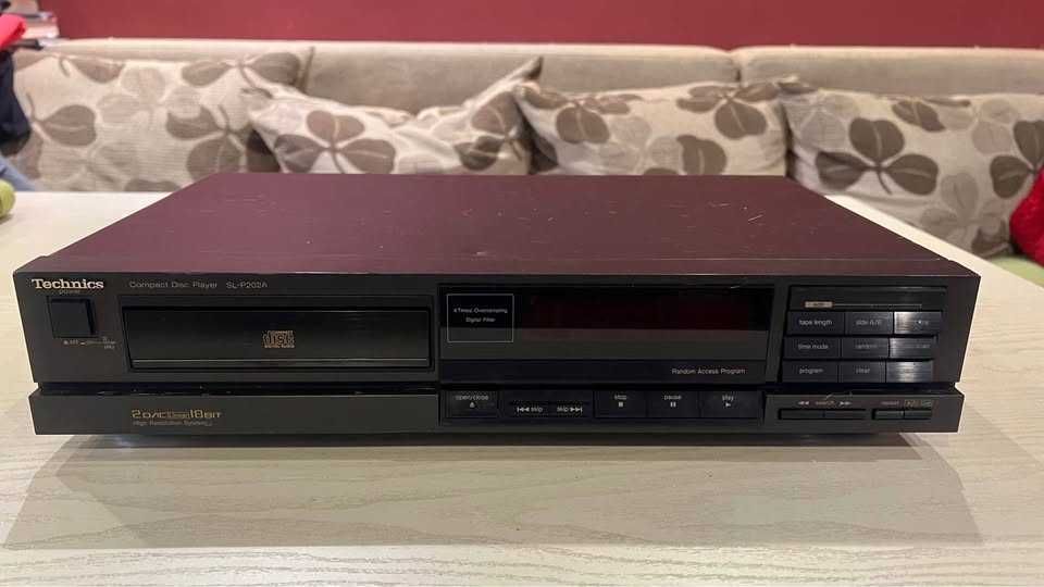 Усилвател Technics SU-V450 и CD Technics SL-P202A