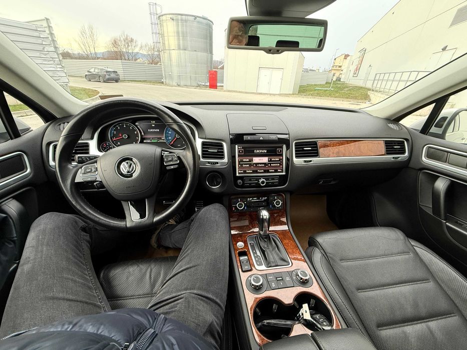 VOLKSWAGEN Touareg 2012 — imagine 10